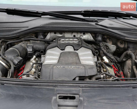 Синій Ауді A8, об'ємом двигуна 3 л та пробігом 240 тис. км за 20000 $, фото 16 на Automoto.ua