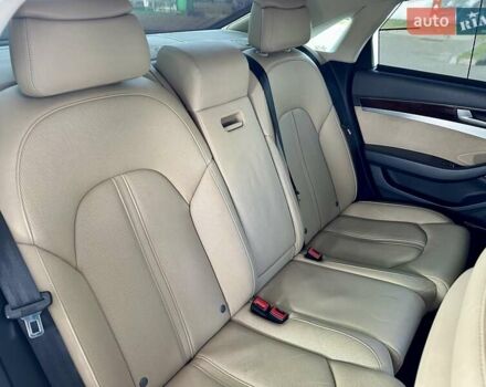 Синий Ауди А8, объемом двигателя 3 л и пробегом 230 тыс. км за 13777 $, фото 43 на Automoto.ua