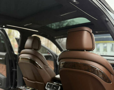 Синий Ауди А8, объемом двигателя 3 л и пробегом 162 тыс. км за 19500 $, фото 11 на Automoto.ua