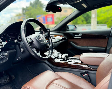 Синій Ауді A8, об'ємом двигуна 3 л та пробігом 55 тис. км за 31400 $, фото 6 на Automoto.ua