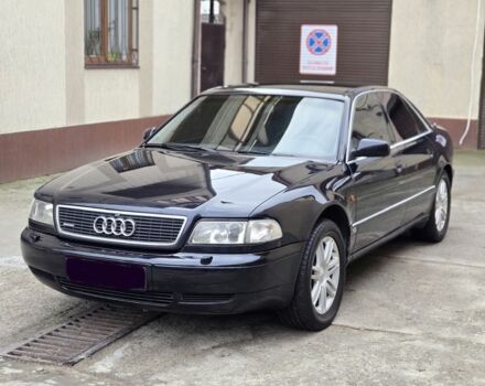 Синий Ауди А8, объемом двигателя 4 л и пробегом 400 тыс. км за 5000 $, фото 1 на Automoto.ua