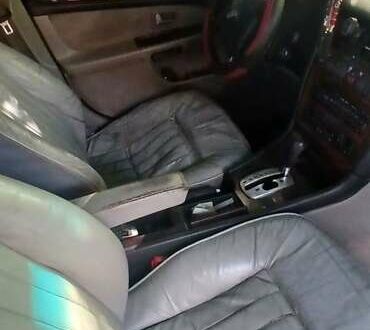 Ауди А8 1996 в Черновцах на Automoto.ua Синий Ауди А8, объемом двигателя 4.17 л и пробегом 300 тыс. км за 2800 $, фото 1 на Automoto.ua