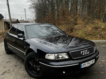 Синий Ауди А8, объемом двигателя 2.8 л и пробегом 401 тыс. км за 4000 $, фото 1 на Automoto.ua