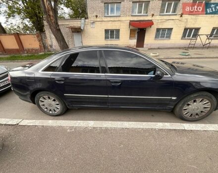 Синий Ауди А8, объемом двигателя 3.7 л и пробегом 374 тыс. км за 4500 $, фото 1 на Automoto.ua