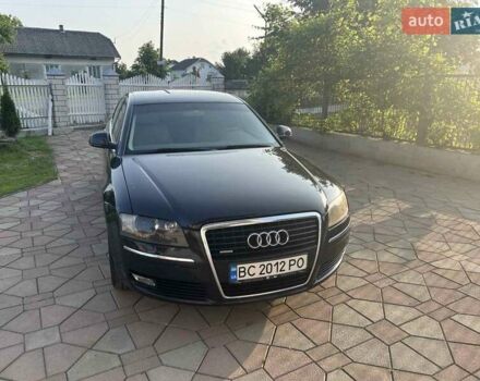 Синий Ауди А8, объемом двигателя 3 л и пробегом 320 тыс. км за 11600 $, фото 1 на Automoto.ua