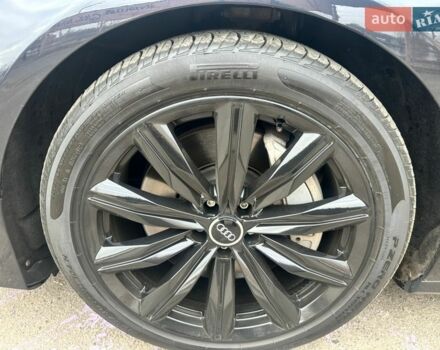 Синий Ауди А8, объемом двигателя 4 л и пробегом 240 тыс. км за 22900 $, фото 1 на Automoto.ua