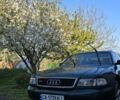 Зеленый Ауди А8, объемом двигателя 3.7 л и пробегом 300 тыс. км за 4200 $, фото 1 на Automoto.ua