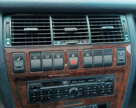 Зелений Ауді A8, об'ємом двигуна 2.5 л та пробігом 270 тис. км за 1999 $, фото 9 на Automoto.ua