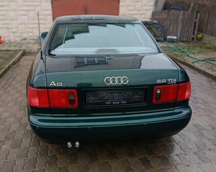 Зелений Ауді A8, об'ємом двигуна 2.5 л та пробігом 270 тис. км за 1999 $, фото 3 на Automoto.ua