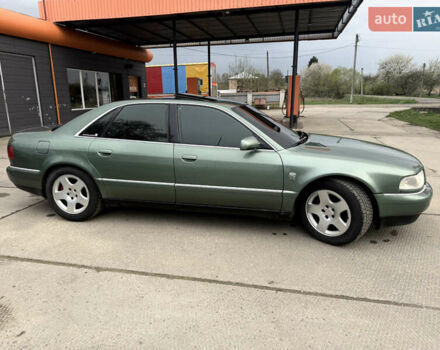 Зелений Ауді A8, об'ємом двигуна 3.3 л та пробігом 320 тис. км за 6500 $, фото 28 на Automoto.ua