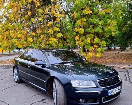 Зеленый Ауди А8, объемом двигателя 3 л и пробегом 340 тыс. км за 9000 $, фото 1 на Automoto.ua
