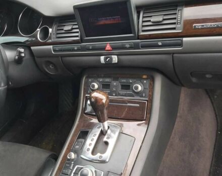 Зеленый Ауди А8, объемом двигателя 4.2 л и пробегом 380 тыс. км за 9300 $, фото 4 на Automoto.ua