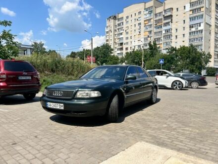 Ауди А8 1995 в Сумах на Automoto.ua Зеленый Ауди А8, объемом двигателя 4.2 л и пробегом 111 тыс. км за 5800 $, фото 1 на Automoto.ua