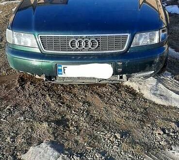 Ауди А8 1997 в Львове на Automoto.ua Зеленый Ауди А8, объемом двигателя 2.5 л и пробегом 490 тыс. км за 4800 $, фото 1 на Automoto.ua