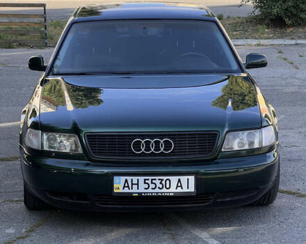 Зелений Ауді A8, об'ємом двигуна 3.7 л та пробігом 280 тис. км за 5600 $, фото 1 на Automoto.ua