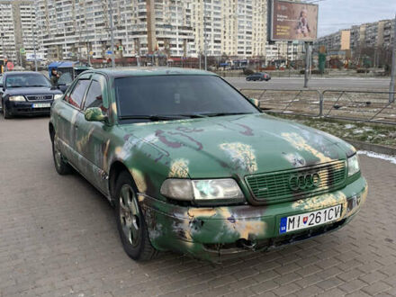Ауді A8 1999 у Харкові на Automoto.ua Зелений Ауді A8, об'ємом двигуна 3.7 л та пробігом 214 тис. км за 2390 $, фото 1 на Automoto.ua