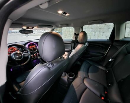 Ауди Купе 2015 в Днепре (Днепропетровске) на Automoto.ua Белый Ауди Купе, объемом двигателя 1.5 л и пробегом 120 тыс. км за 2300 $, фото 5 на Automoto.ua