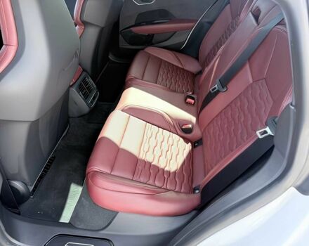 Белый Ауди Другая, объемом двигателя 0 л и пробегом 13 тыс. км за 35000 $, фото 11 на Automoto.ua