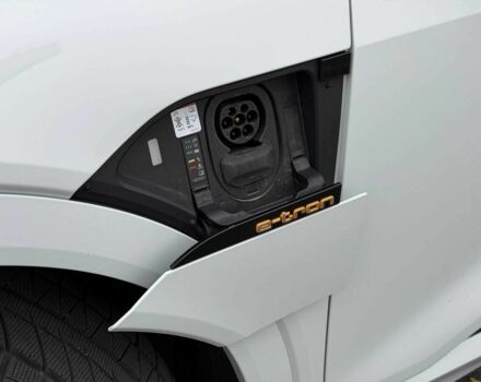 Белый Ауди Другая, объемом двигателя 3 л и пробегом 87 тыс. км за 28000 $, фото 6 на Automoto.ua