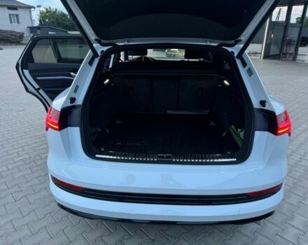 Белый Ауди Другая, объемом двигателя 0 л и пробегом 150 тыс. км за 30500 $, фото 20 на Automoto.ua