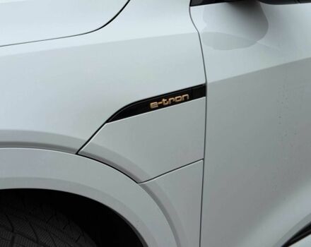 Белый Ауди Другая, объемом двигателя 3 л и пробегом 87 тыс. км за 28000 $, фото 5 на Automoto.ua