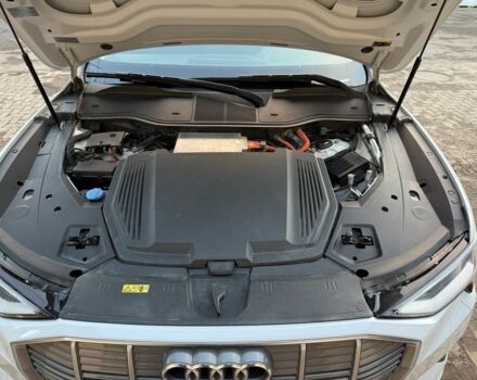 Белый Ауди Другая, объемом двигателя 0 л и пробегом 120 тыс. км за 29000 $, фото 12 на Automoto.ua