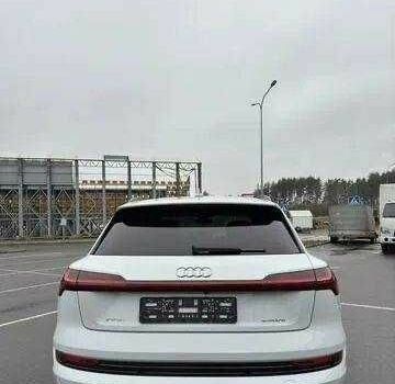 Белый Ауди Другая, объемом двигателя 0 л и пробегом 22 тыс. км за 26900 $, фото 5 на Automoto.ua