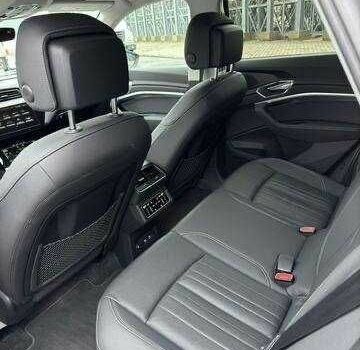 Белый Ауди Другая, объемом двигателя 0 л и пробегом 22 тыс. км за 26900 $, фото 10 на Automoto.ua