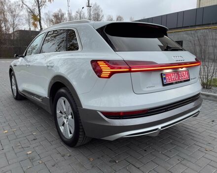 Белый Ауди Другая, объемом двигателя 0 л и пробегом 76 тыс. км за 33700 $, фото 3 на Automoto.ua