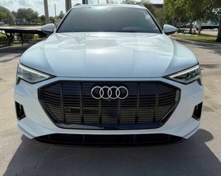 Білий Ауді Інша, об'ємом двигуна 0 л та пробігом 22 тис. км за 26568 $, фото 1 на Automoto.ua