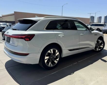 Белый Ауди Другая, объемом двигателя 0 л и пробегом 11 тыс. км за 21000 $, фото 4 на Automoto.ua