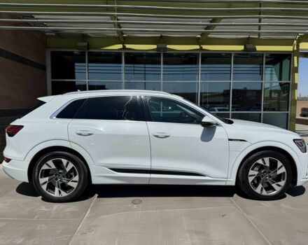 Белый Ауди Другая, объемом двигателя 0 л и пробегом 11 тыс. км за 21000 $, фото 7 на Automoto.ua