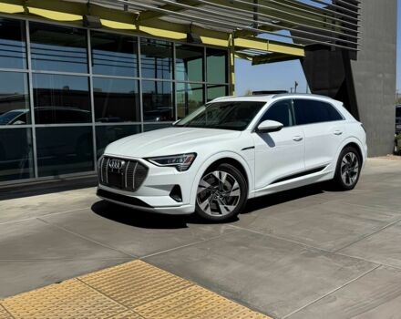 Белый Ауди Другая, объемом двигателя 0 л и пробегом 11 тыс. км за 21000 $, фото 2 на Automoto.ua