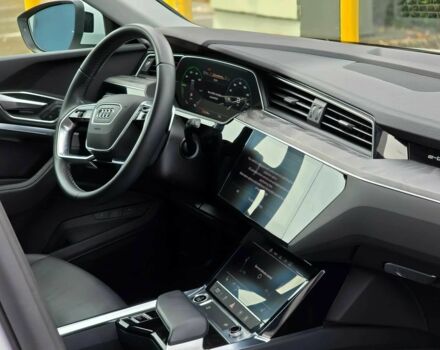 Білий Ауді Інша, об'ємом двигуна 0 л та пробігом 11 тис. км за 20000 $, фото 9 на Automoto.ua