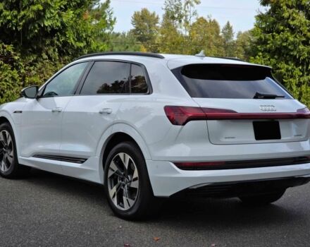 Білий Ауді Інша, об'ємом двигуна 0 л та пробігом 11 тис. км за 20000 $, фото 4 на Automoto.ua