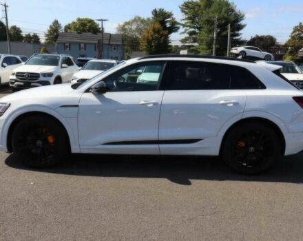 Белый Ауди Другая, объемом двигателя 0 л и пробегом 14 тыс. км за 12500 $, фото 4 на Automoto.ua