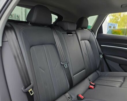 Білий Ауді Інша, об'ємом двигуна 0 л та пробігом 11 тис. км за 20000 $, фото 15 на Automoto.ua