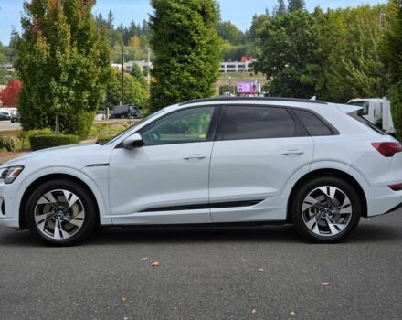 Білий Ауді Інша, об'ємом двигуна 0 л та пробігом 11 тис. км за 20000 $, фото 3 на Automoto.ua