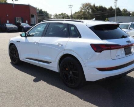 Белый Ауди Другая, объемом двигателя 0 л и пробегом 14 тыс. км за 12500 $, фото 7 на Automoto.ua