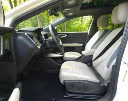 Білий Ауді Інша, об'ємом двигуна 0 л та пробігом 25 тис. км за 32000 $, фото 10 на Automoto.ua