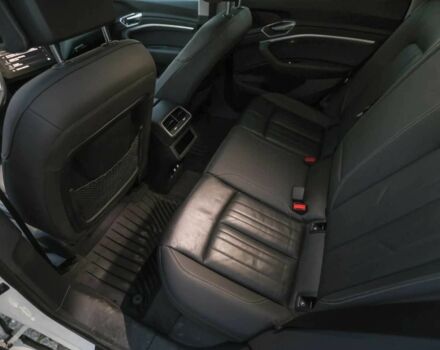 Белый Ауди Другая, объемом двигателя 0 л и пробегом 41 тыс. км за 20000 $, фото 15 на Automoto.ua