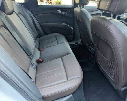 Белый Ауди Другая, объемом двигателя 0 л и пробегом 27 тыс. км за 26000 $, фото 8 на Automoto.ua