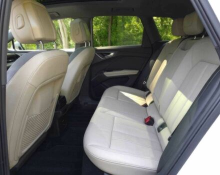 Белый Ауди Другая, объемом двигателя 0 л и пробегом 20 тыс. км за 16000 $, фото 15 на Automoto.ua