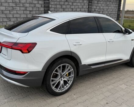 Білий Ауді Інша, об'ємом двигуна 0 л та пробігом 38 тис. км за 38500 $, фото 6 на Automoto.ua