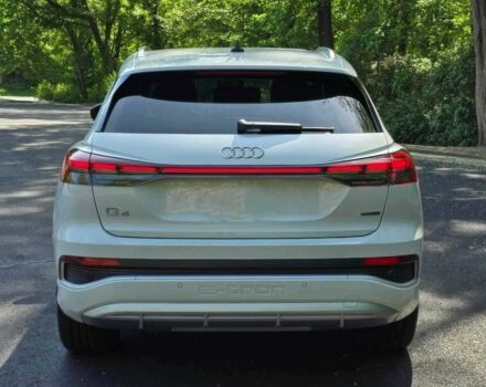 Білий Ауді Інша, об'ємом двигуна 0 л та пробігом 25 тис. км за 32000 $, фото 5 на Automoto.ua