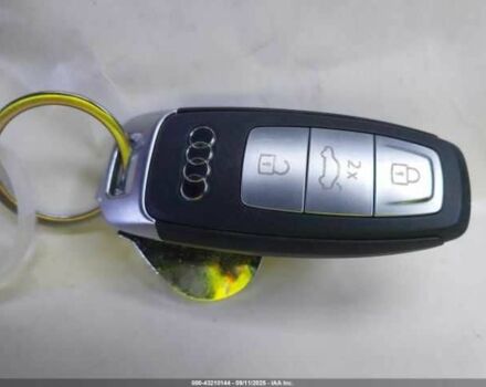 Белый Ауди Другая, объемом двигателя 0 л и пробегом 35 тыс. км за 12500 $, фото 10 на Automoto.ua