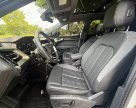 Белый Ауди Другая, объемом двигателя 0 л и пробегом 22 тыс. км за 23300 $, фото 7 на Automoto.ua