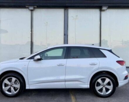 Белый Ауди Другая, объемом двигателя 0 л и пробегом 30 тыс. км за 35000 $, фото 2 на Automoto.ua