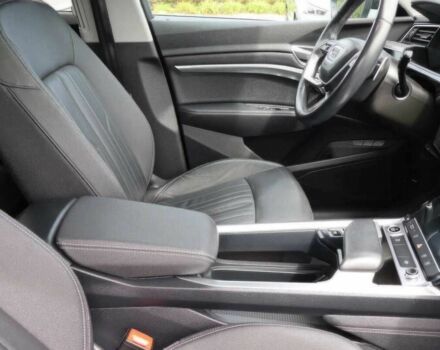 Белый Ауди Другая, объемом двигателя 0 л и пробегом 20 тыс. км за 24800 $, фото 8 на Automoto.ua