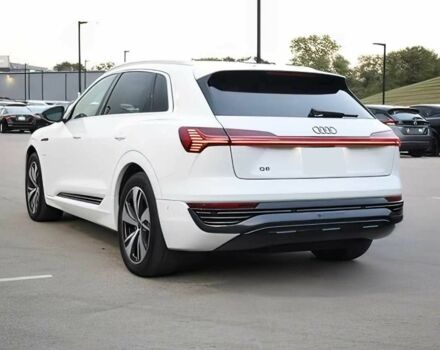 Белый Ауди Другая, объемом двигателя 0 л и пробегом 17 тыс. км за 24800 $, фото 4 на Automoto.ua